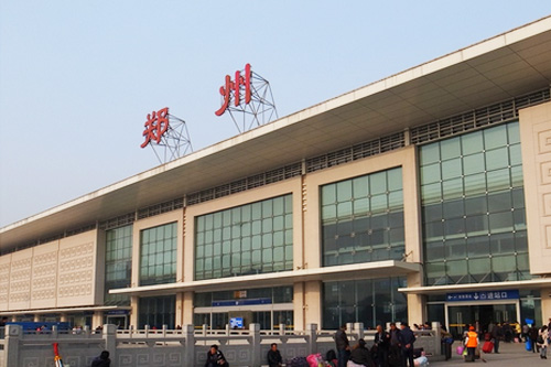 郑州火车站西广场